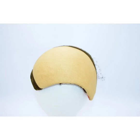 1950s Brown Velvet Beige Straw Netted Fascinator - Picture 4 of 7